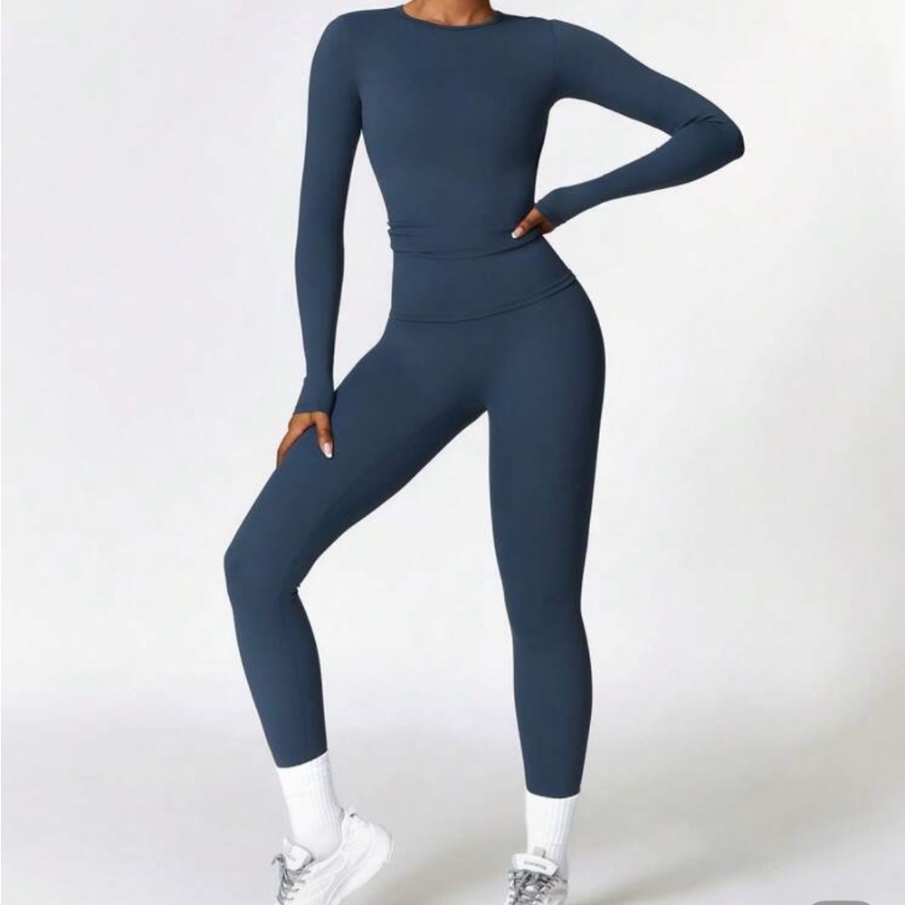 Women's Navy Blue Workout Set/Base Layer set